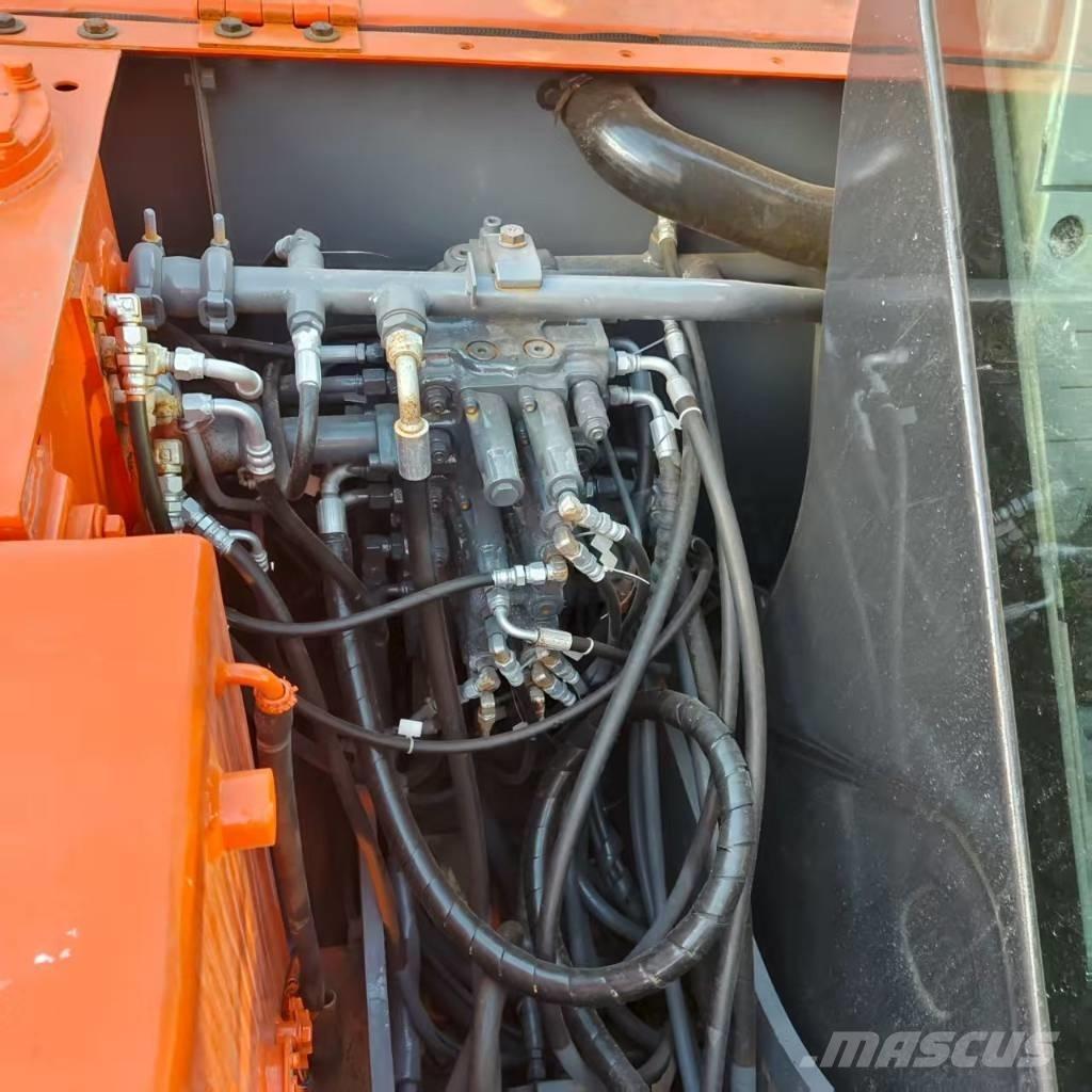 Hitachi ZX 60 Mini ekskavatoriai < 7 t