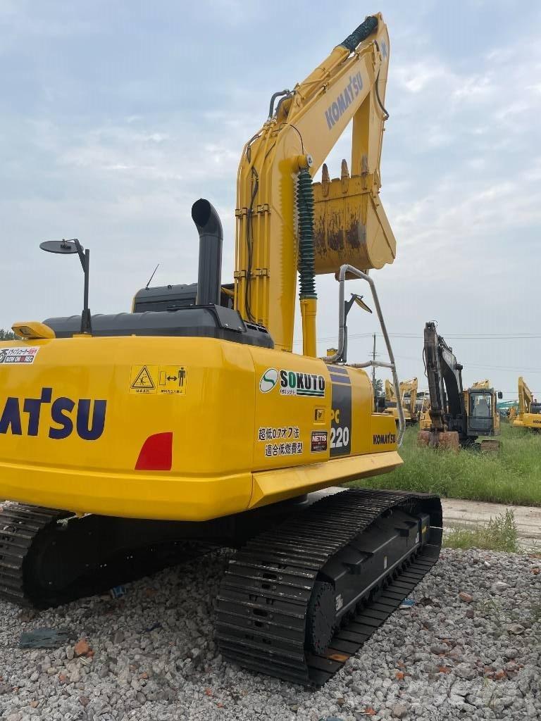 Komatsu PC 220 Vikšriniai ekskavatoriai