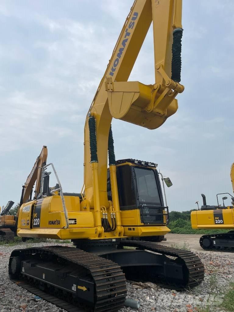 Komatsu PC 220 Vikšriniai ekskavatoriai
