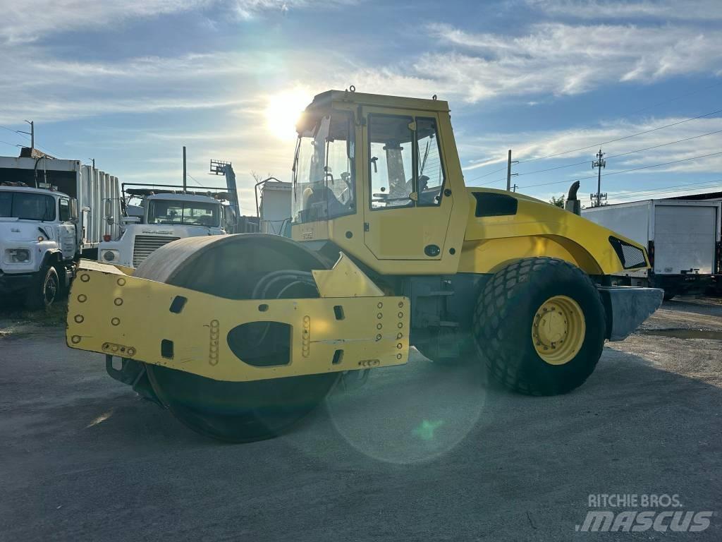 Bomag BW 219 D H-4 Vieno būgno volai