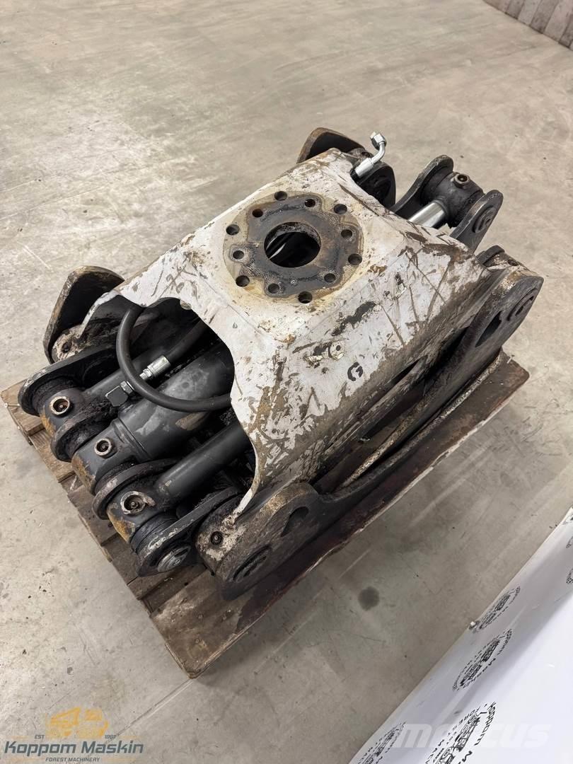 Valmet / Komatsu G36 Griebtuvai