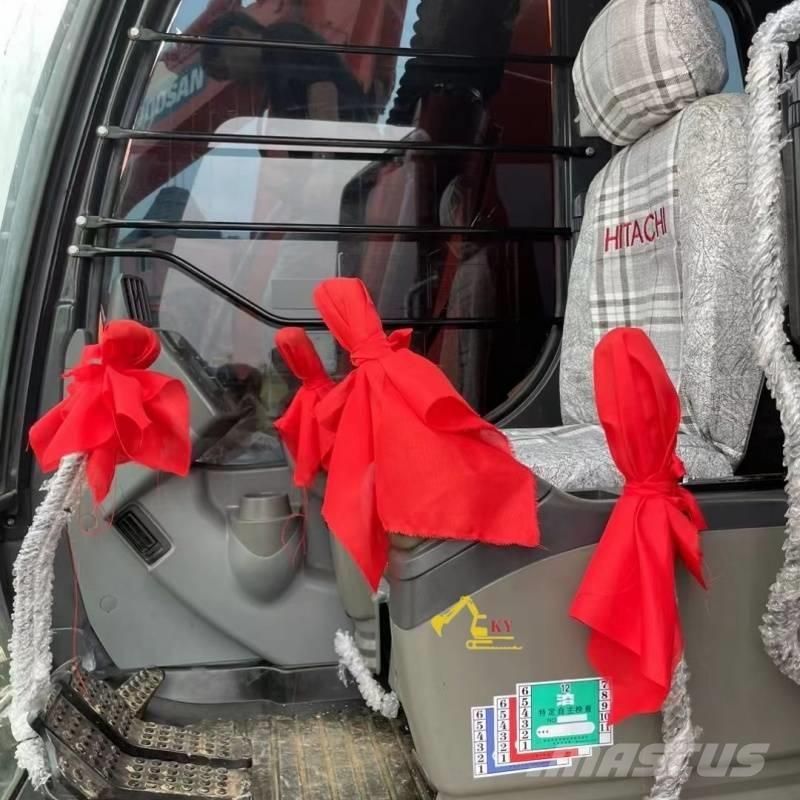 Hitachi 120 Vikšriniai ekskavatoriai