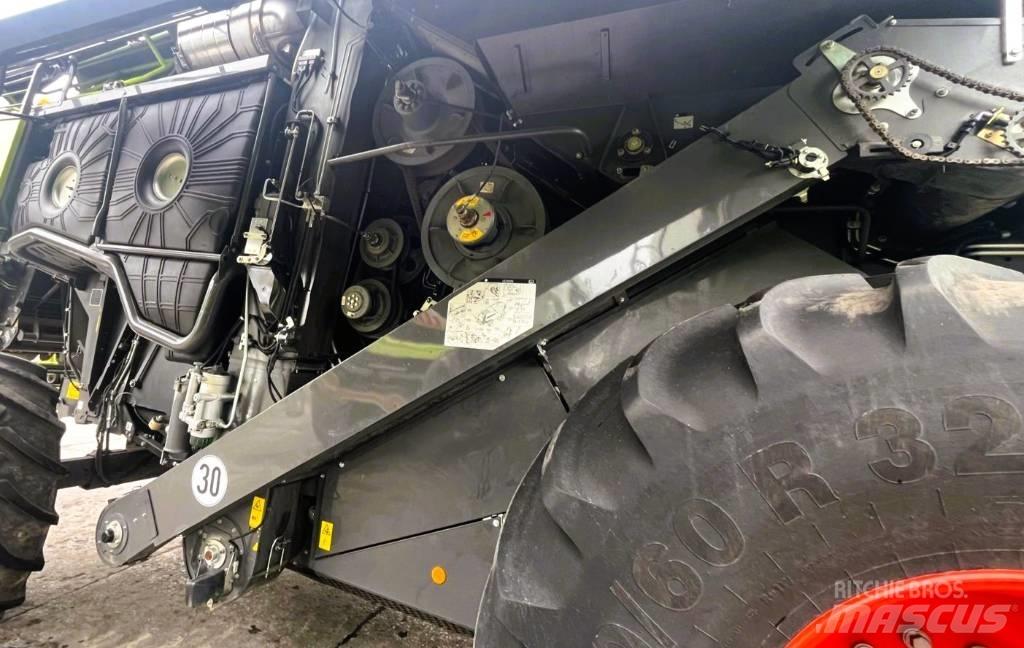 CLAAS Lexion 6800 Derliaus nuėmimo kombainai