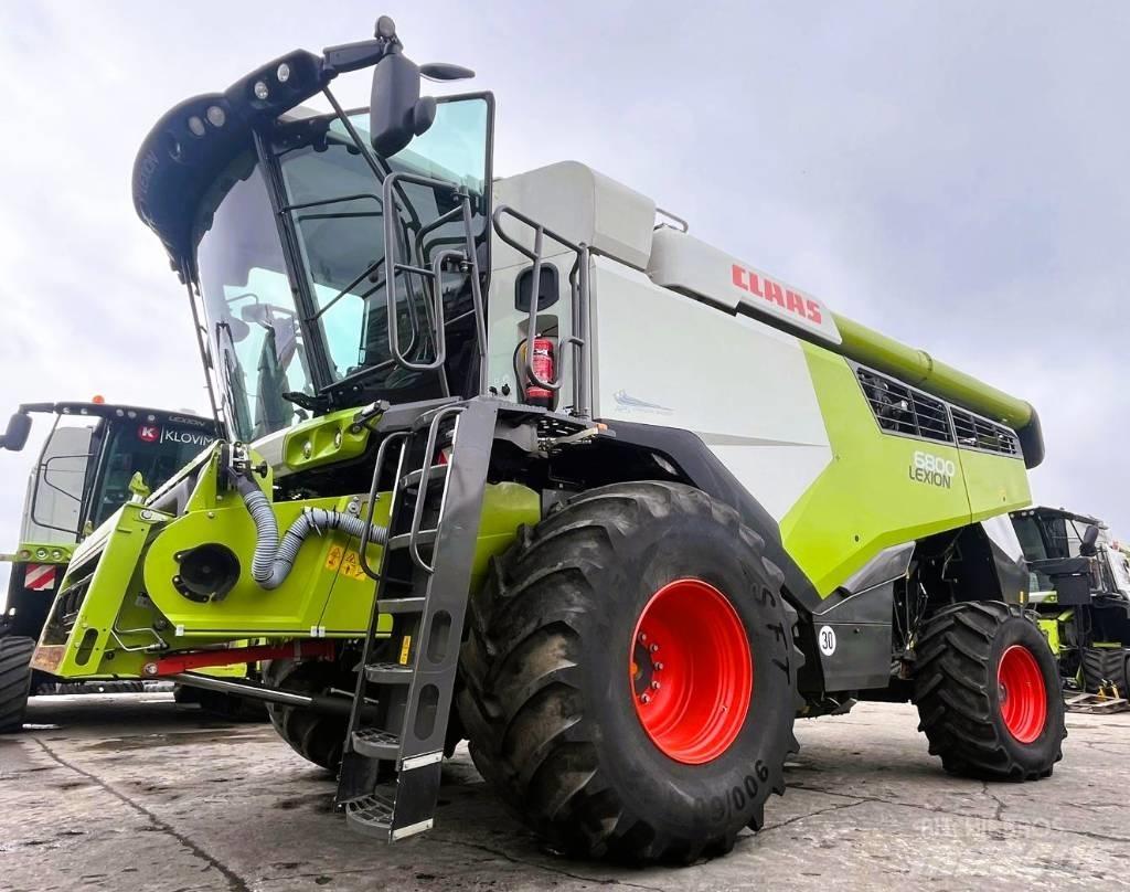 CLAAS Lexion 6800 Derliaus nuėmimo kombainai
