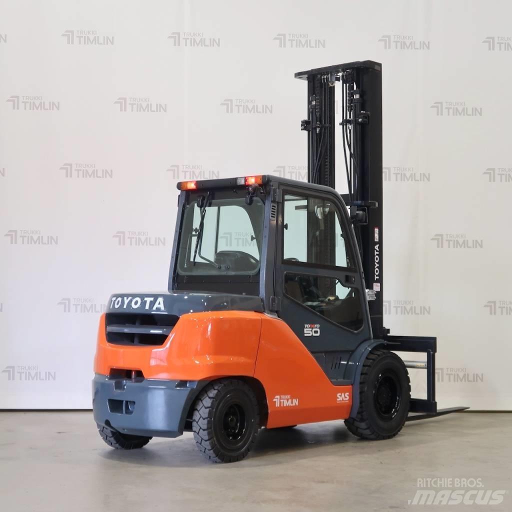 Toyota 40-8FD50N Dyzeliniai krautuvai