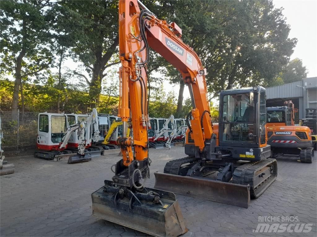Doosan DX85R-3 Vidutinės galios ekskavatoriai 7-12 t