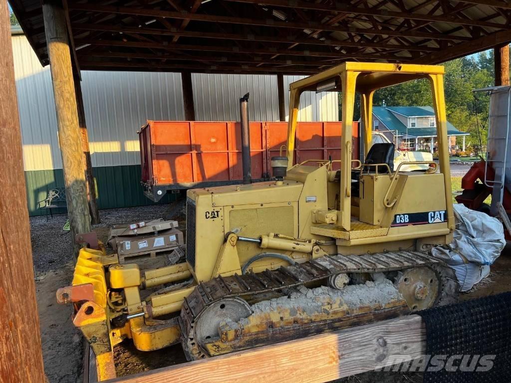 CAT D 3 B Vikšriniai buldozeriai