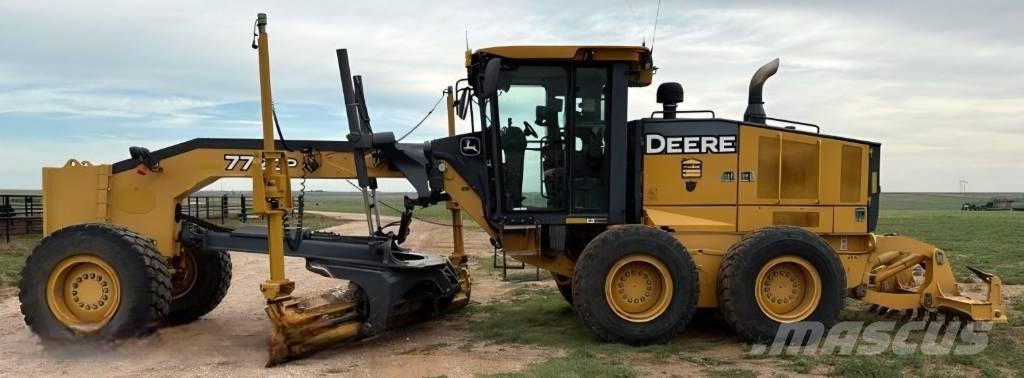 DEERE 772GP Greideriai