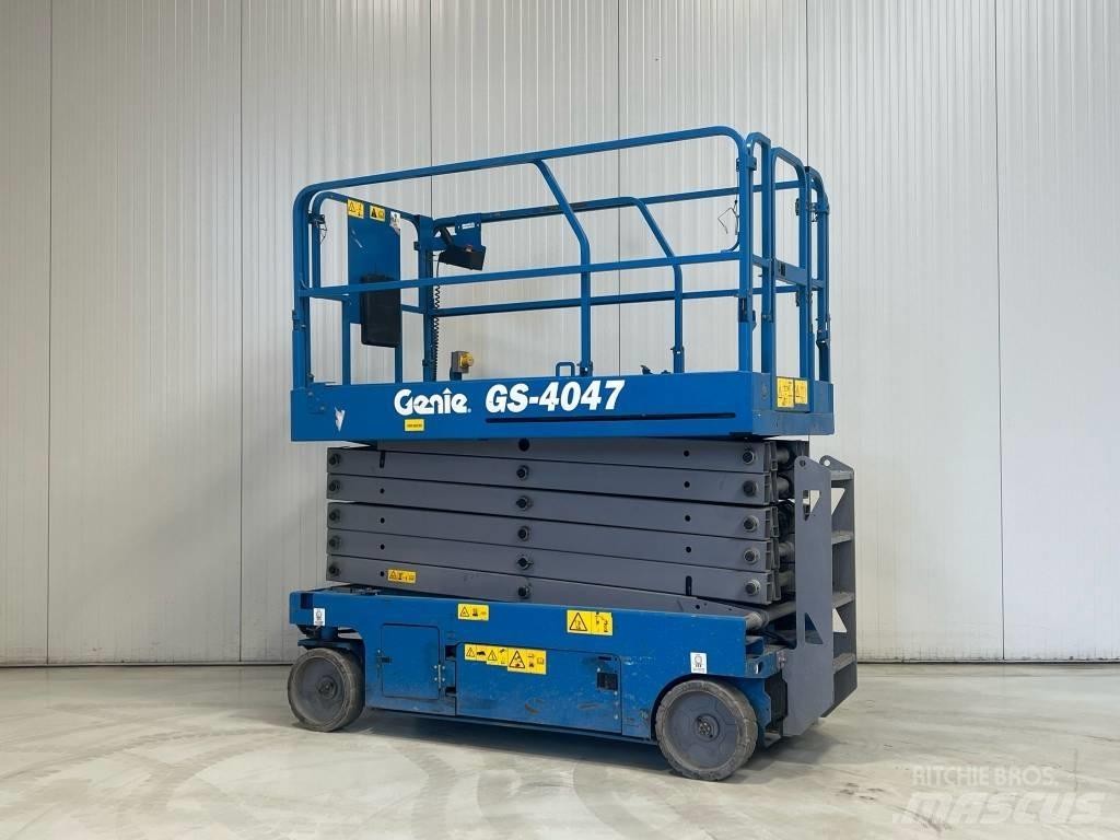 Genie GS-4047 Žirkliniai keltuvai