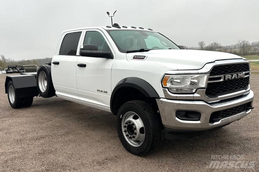 RAM 5500 TRADESMAN Važiuoklė su kabina