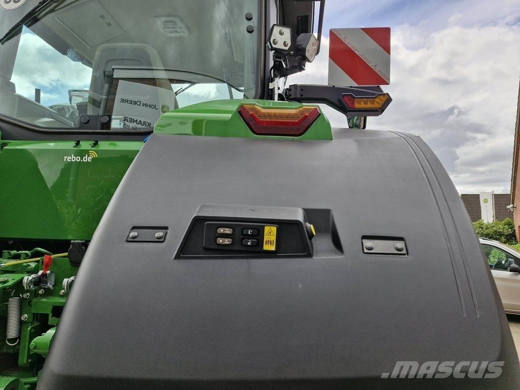 John Deere 7R330 Traktoriai