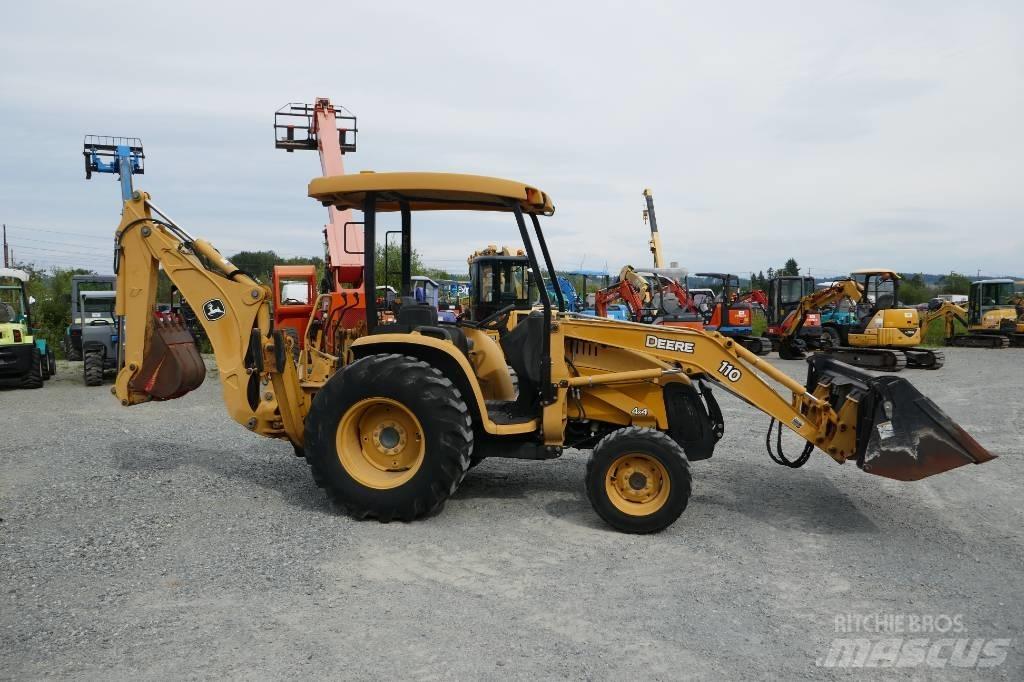 DEERE 110 Ekskavatoriniai krautuvai