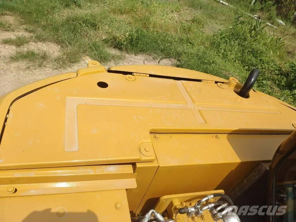CAT 308 E2 Vidutinės galios ekskavatoriai 7-12 t