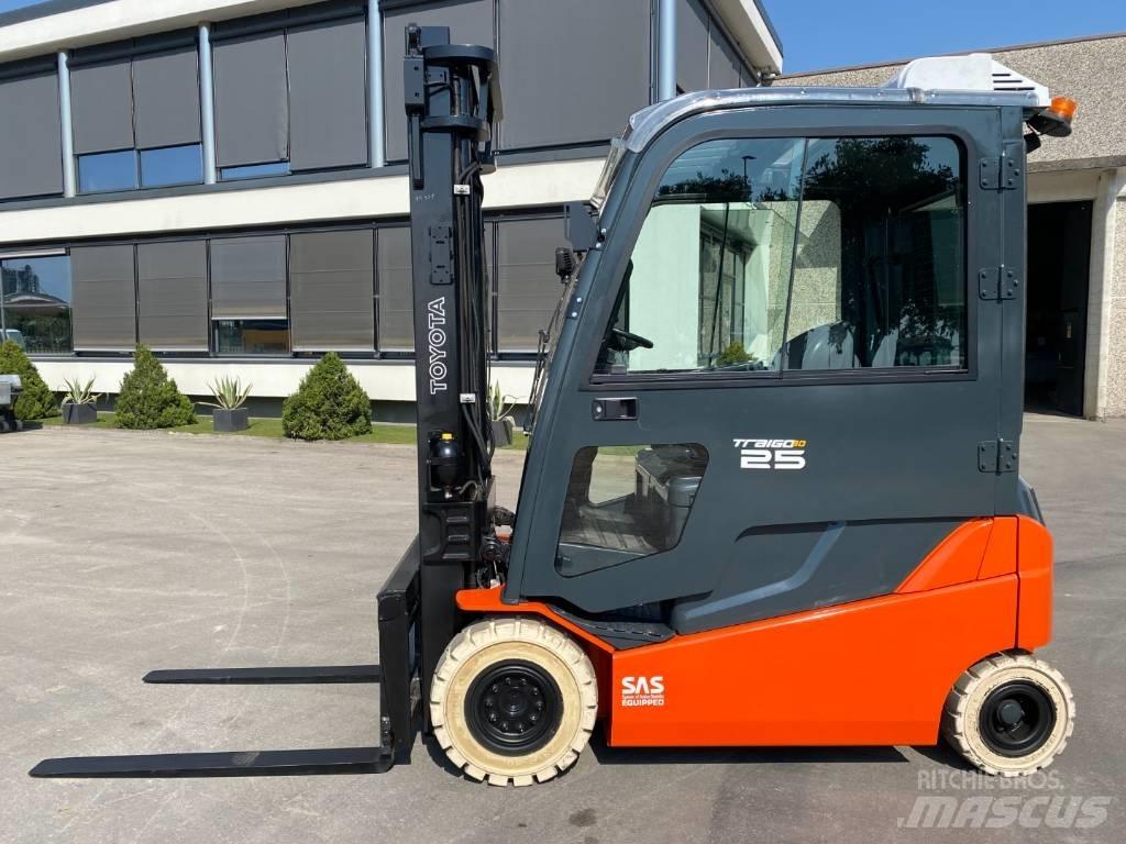 Toyota 8 FB MT 25 Elektriniai šakiniai krautuvai