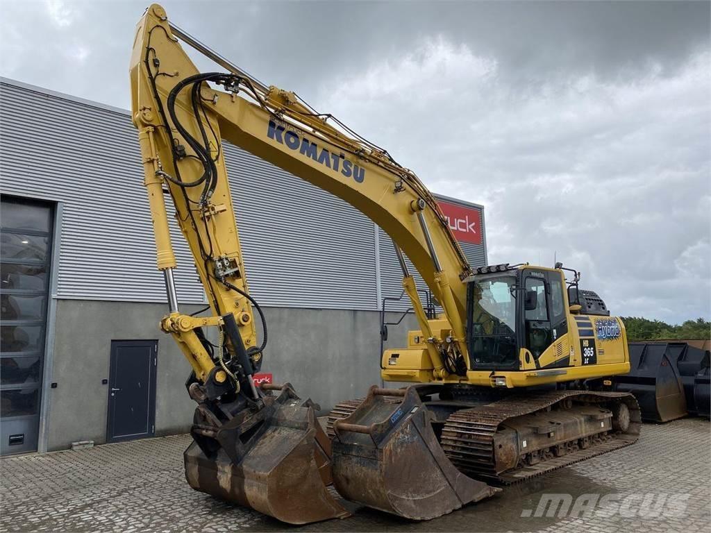 Komatsu HB365LC-3 Vikšriniai ekskavatoriai