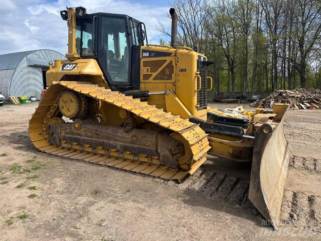 CAT D 6 N Vikšriniai buldozeriai