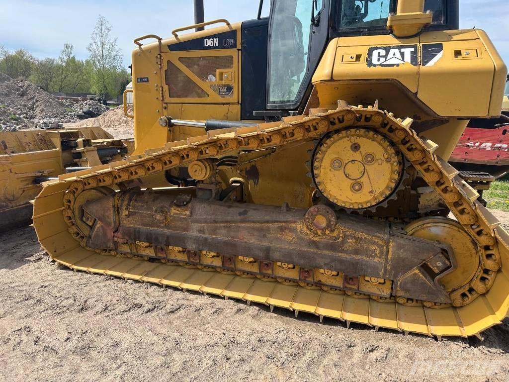 CAT D 6 N Vikšriniai buldozeriai