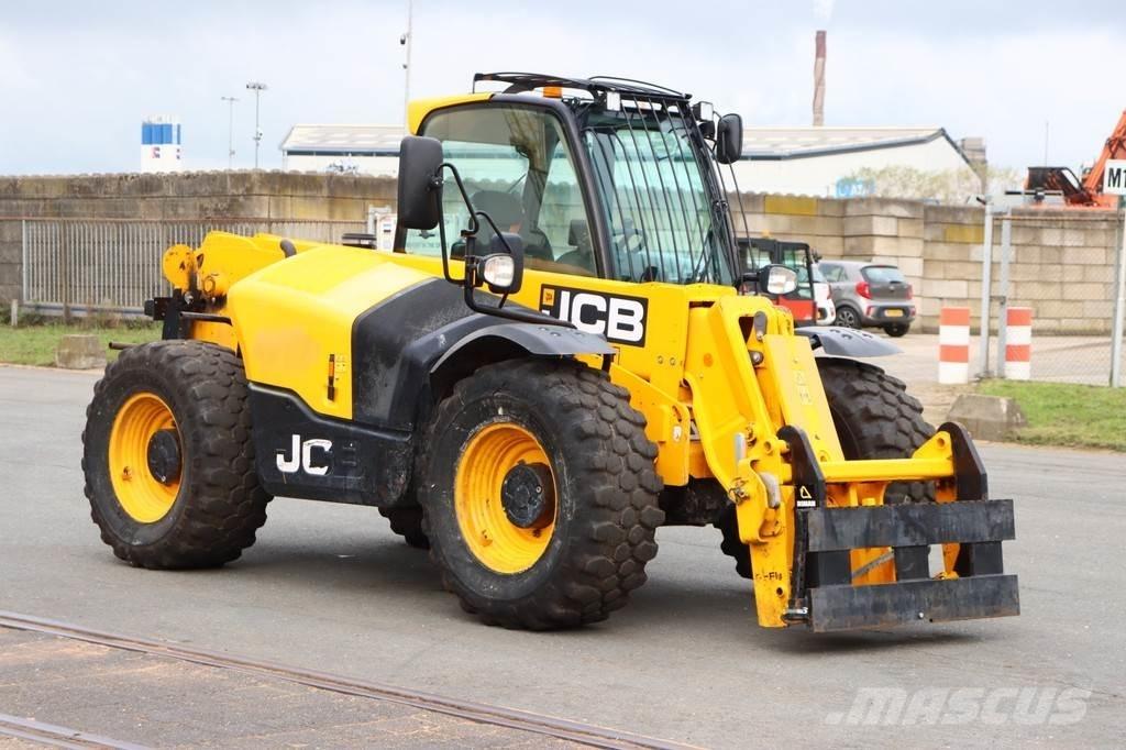 JCB 541-70 Teleskopiniai krautuvai