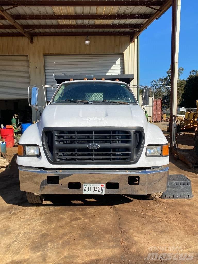 Ford F 650 SD Savivarčių priekabų vilkikai