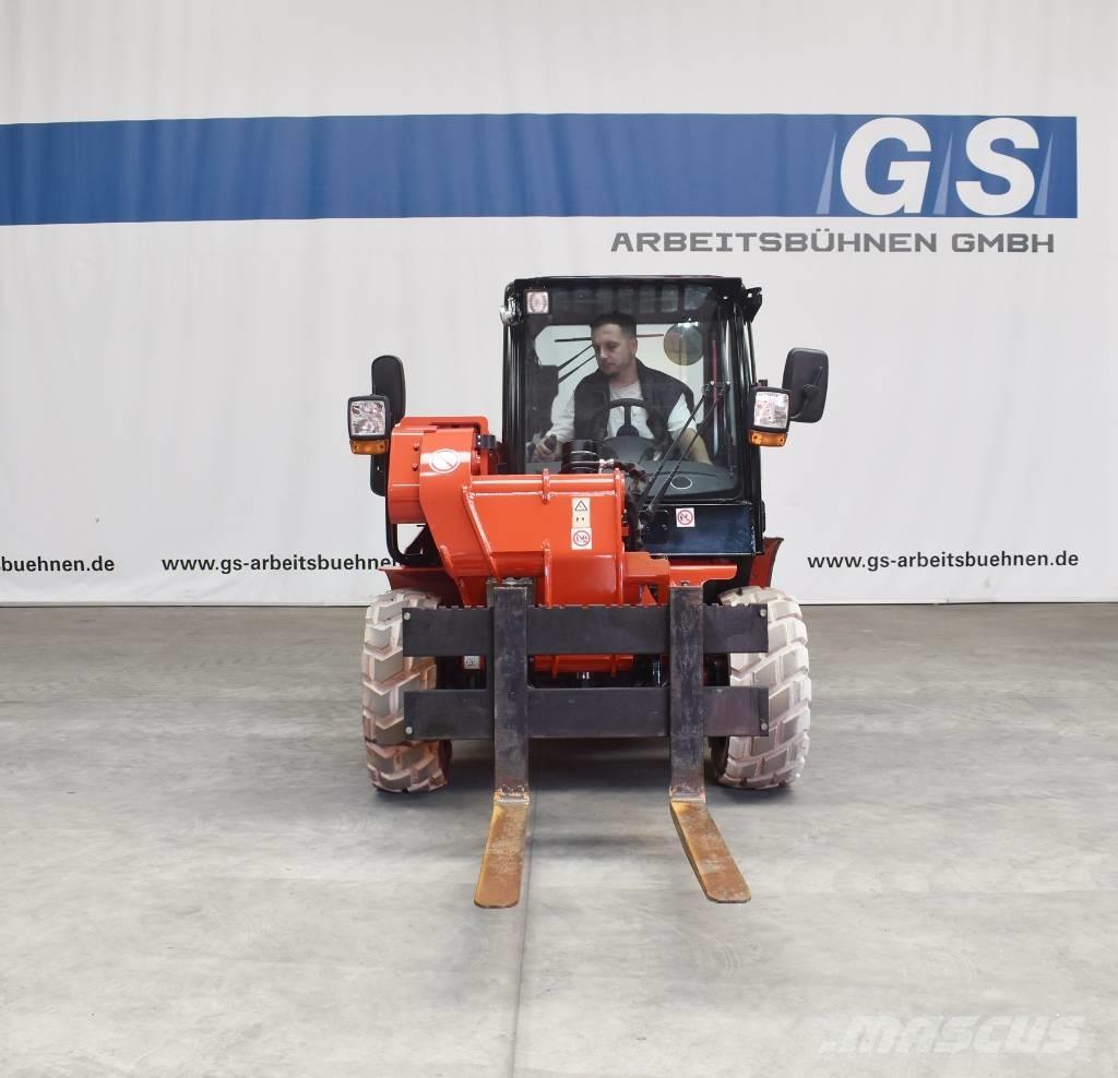 JCB 520-40 4WS Teleskopiniai krautuvai