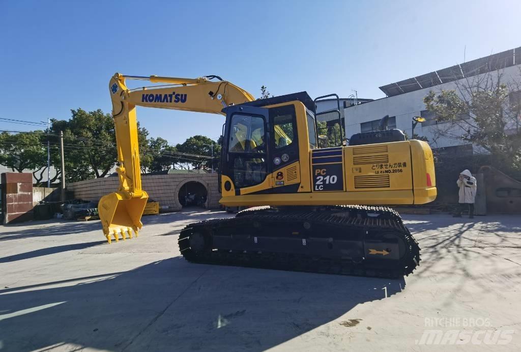 Komatsu PC210LC Vikšriniai ekskavatoriai