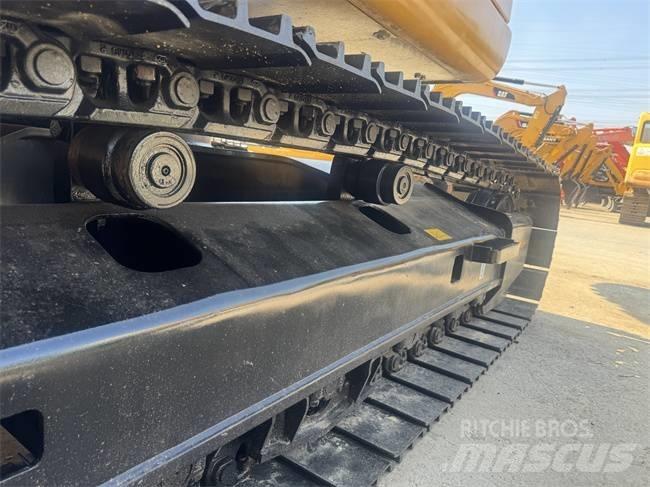 CAT 320 C L Vikšriniai ekskavatoriai