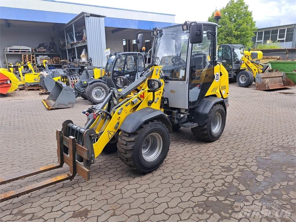 Wacker Neuson WL28 Naudoti ratiniai krautuvai