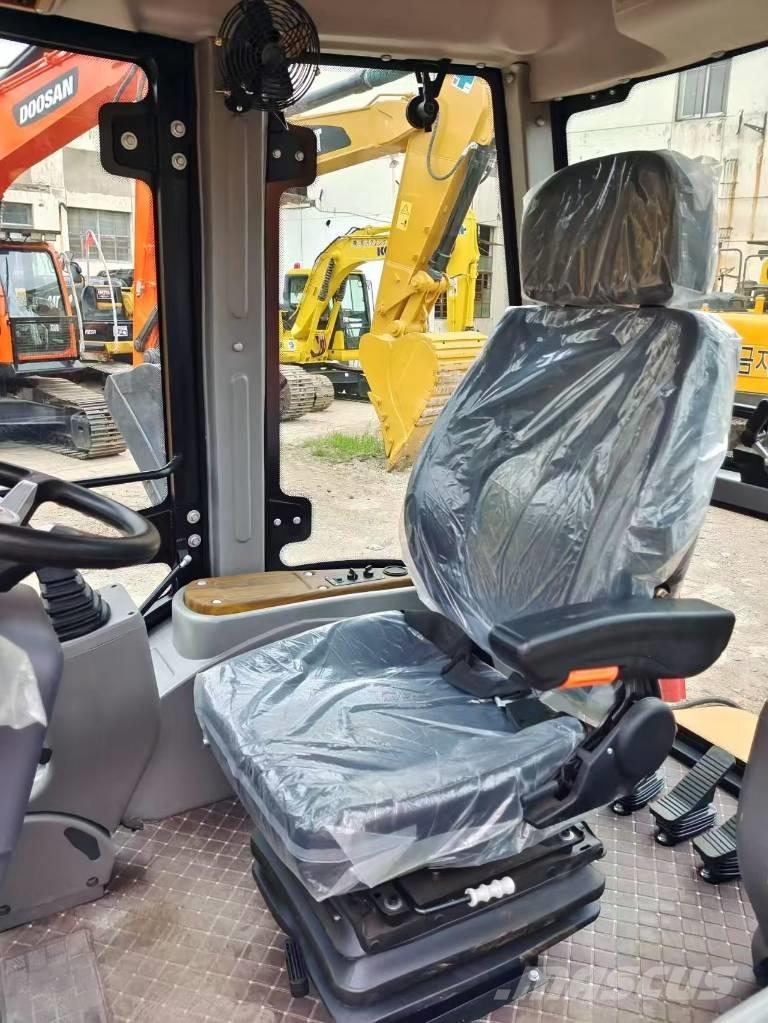 CAT 420 F Ekskavatoriniai krautuvai