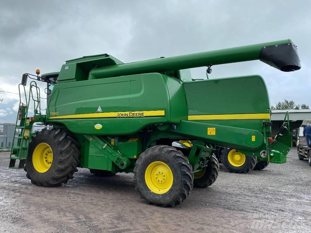 John Deere T 560 Derliaus nuėmimo kombainai
