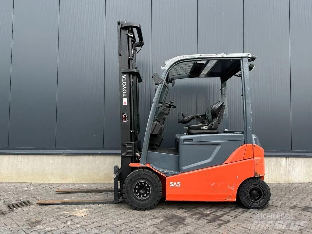 Toyota 8FBMKT25 Elektriniai šakiniai krautuvai