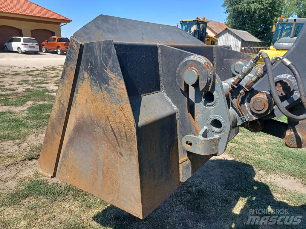  Rakodókanál Egyeb Kiti krovimo ir kasimo mechanizmai ir jų priedai