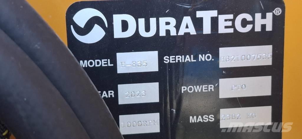 Haybuster H-835 Ryšulių smulkinimo, pjaustymo ir išvyniojimo įrenginiai