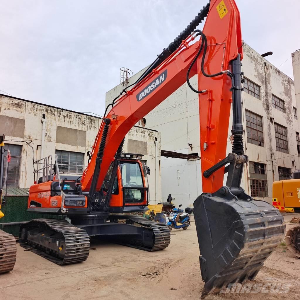 Doosan DX 300 Vikšriniai ekskavatoriai