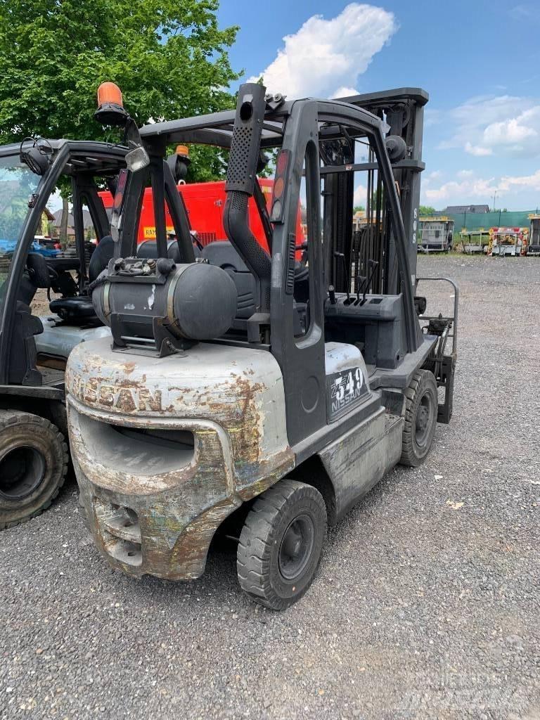 Nissan U1D2A25PQ LPG (dujiniai) krautuvai