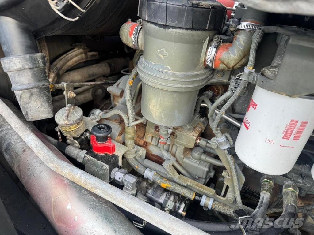 Sennebogen 818M Atliekų / pramoniniai krautuvai