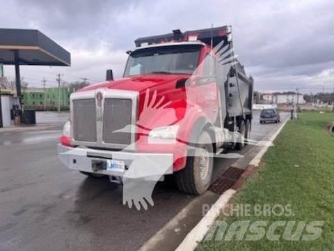 Kenworth T880 Savivarčių priekabų vilkikai