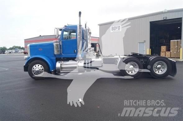 Peterbilt 389 Naudoti vilkikai