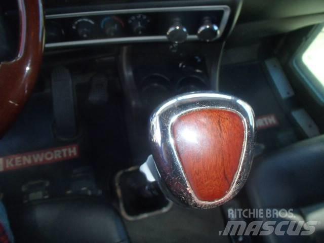Kenworth W 900 L Naudoti vilkikai
