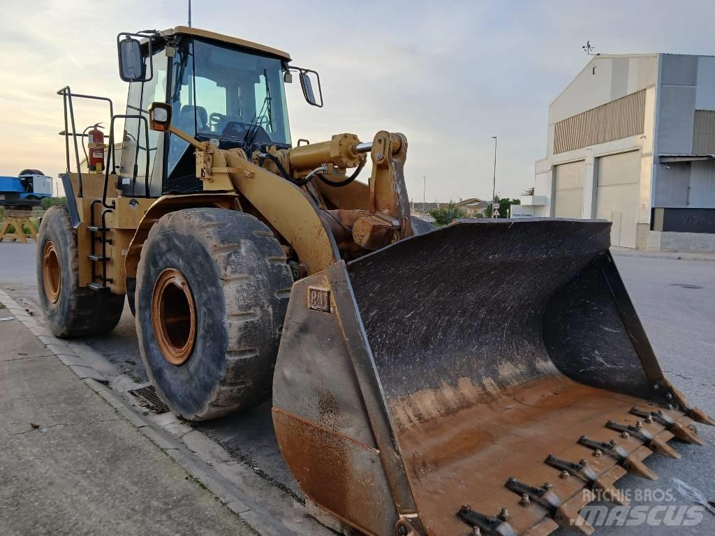 CAT 966 G series II Naudoti ratiniai krautuvai