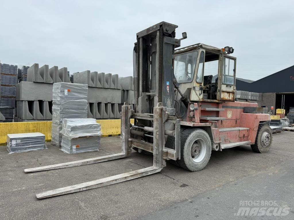 Svetruck 16 120 38 Dyzeliniai krautuvai