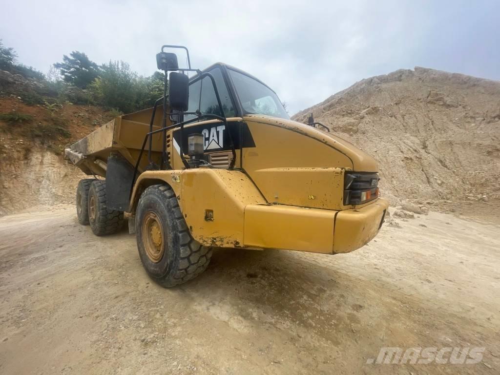 CAT 730 Karjeriniai savivarčiai