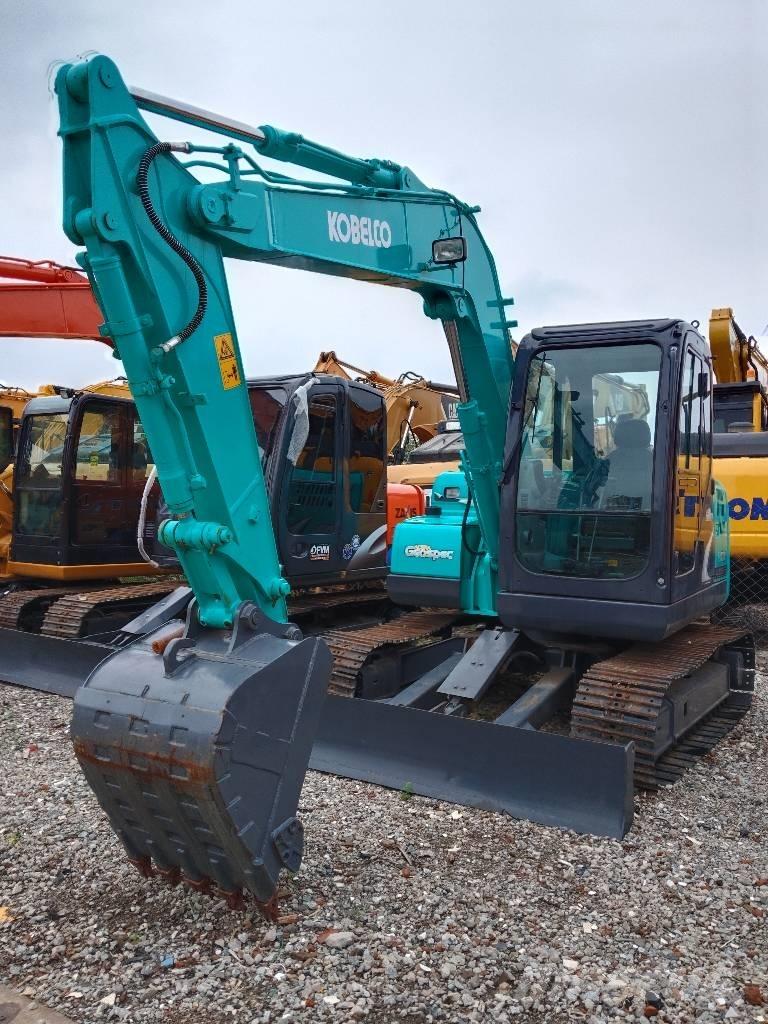 Kobelco SK75 Vidutinės galios ekskavatoriai 7-12 t