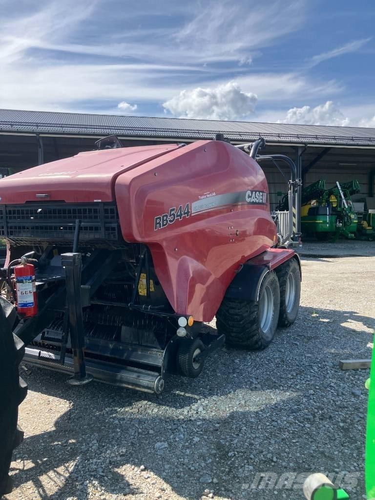 Case IH RB 544 Ritinių presai
