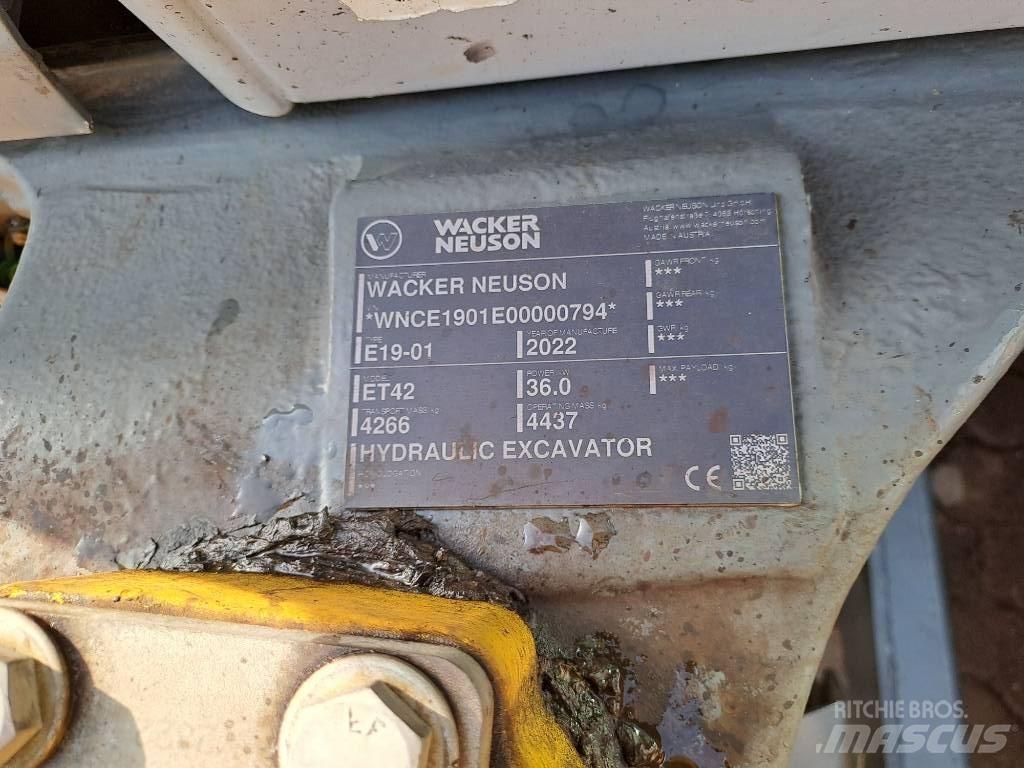 Wacker Neuson ET42 Vikšriniai ekskavatoriai
