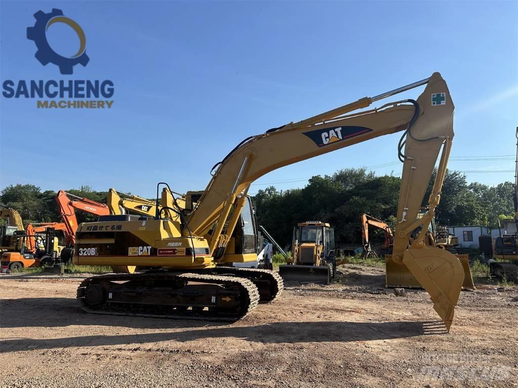 CAT 320 B L Vikšriniai ekskavatoriai