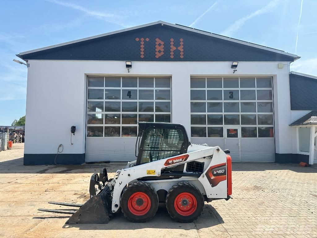 Bobcat S 450 Krautuvai su šoniniu pasukimu
