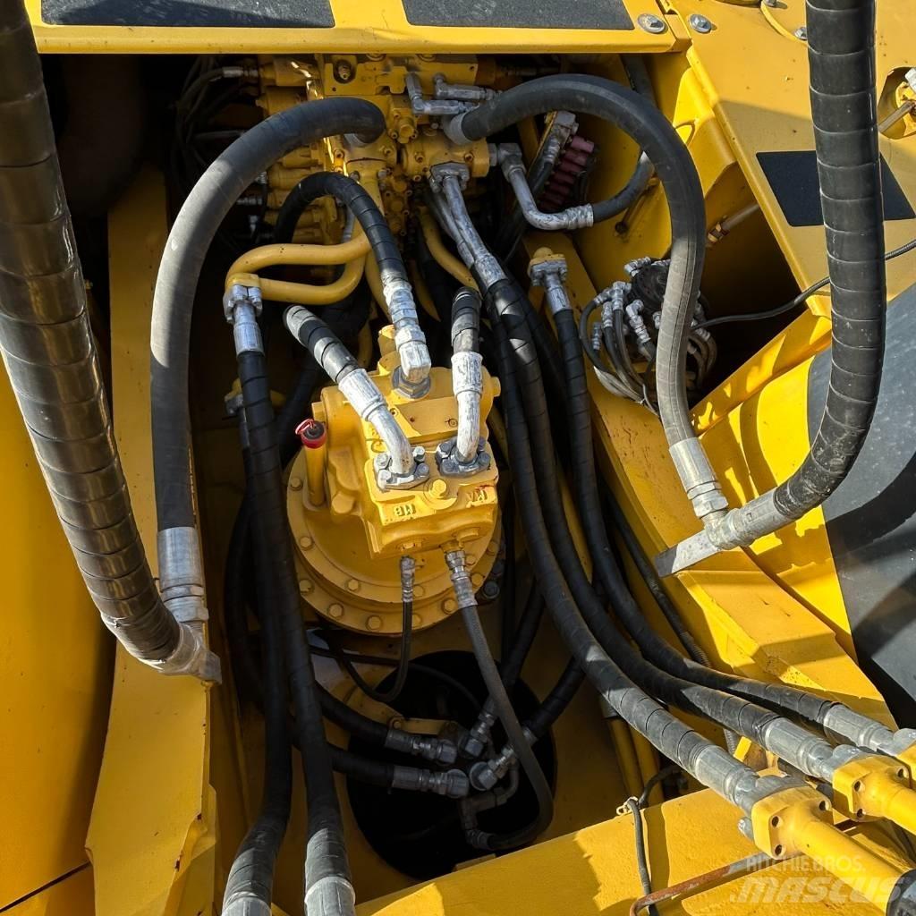 Komatsu 350-7 Vikšriniai ekskavatoriai