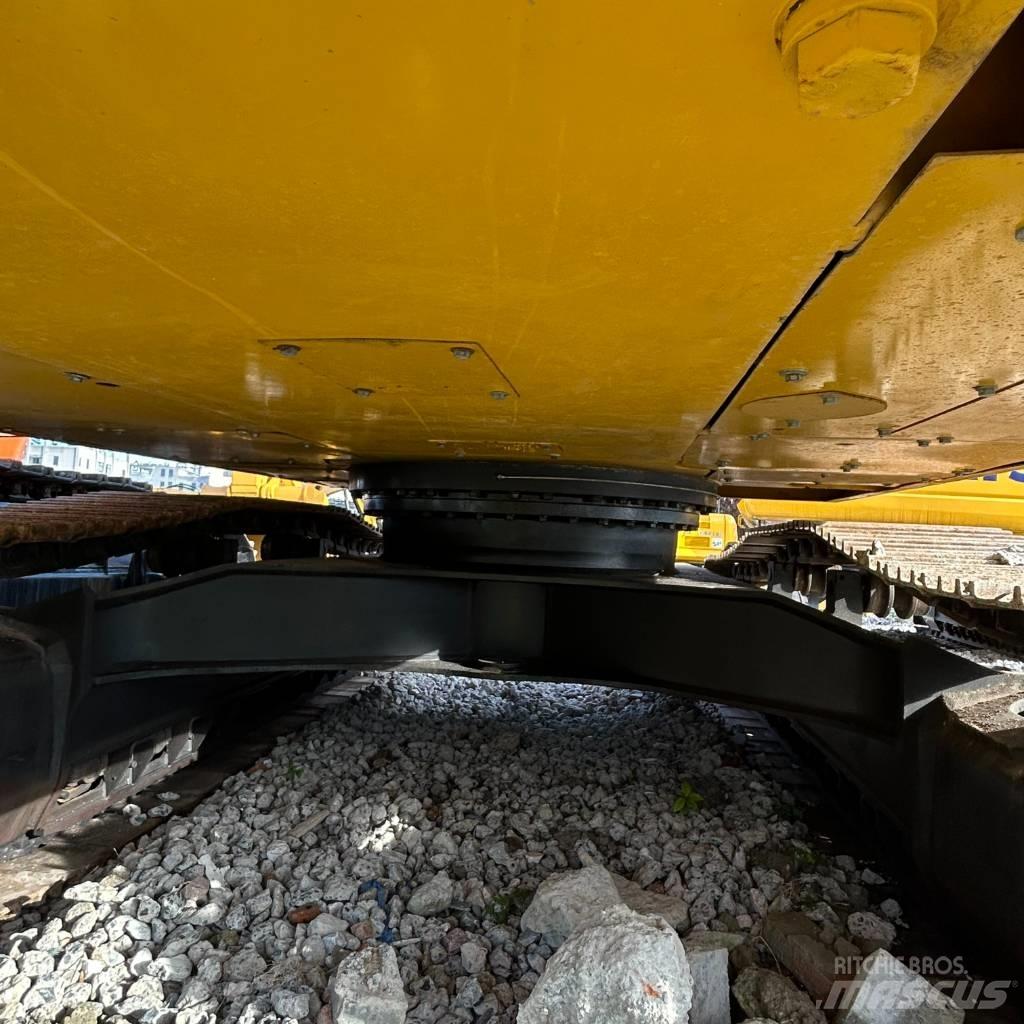 Komatsu 350-7 Vikšriniai ekskavatoriai