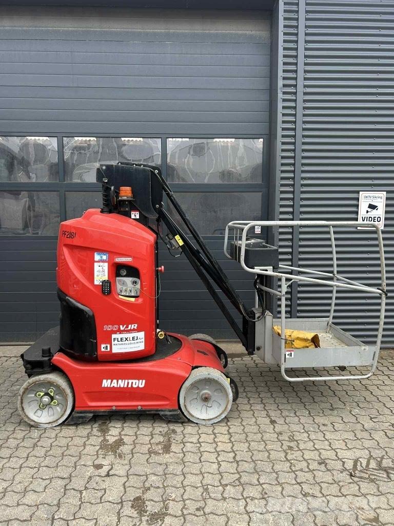 Manitou 100 VJR Vertikalūs stiebiniai keltuvai