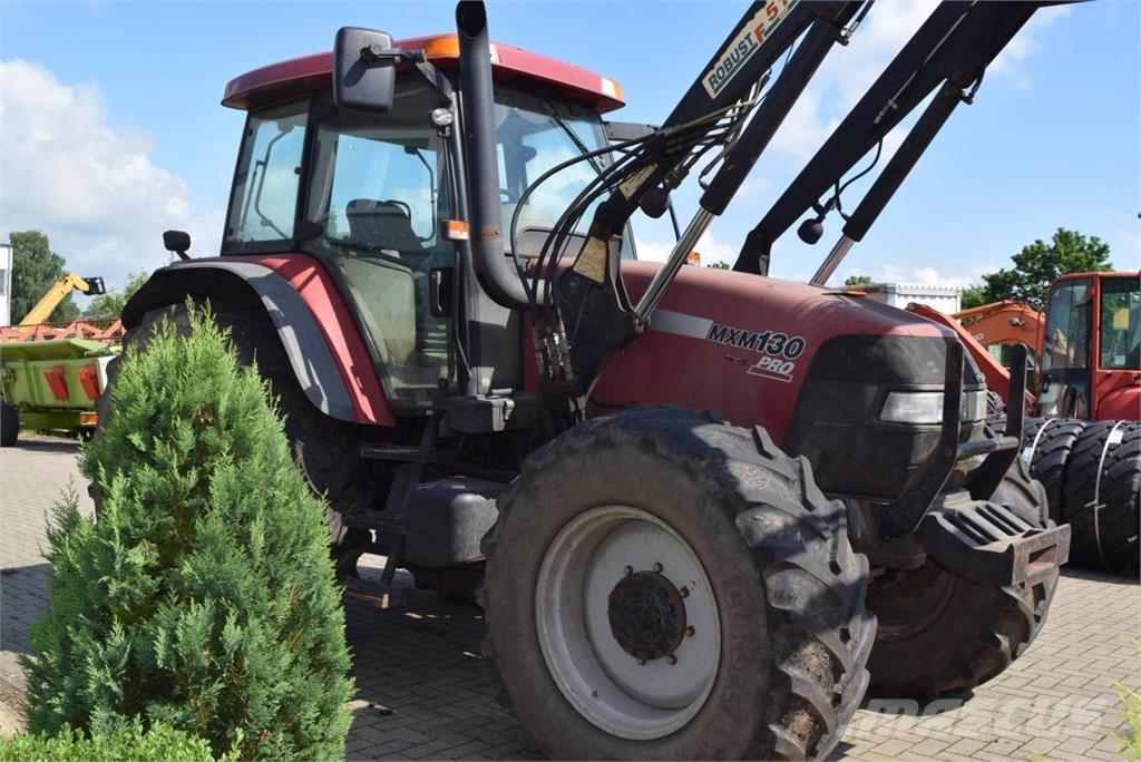 Case IH MXM 130 Traktoriai
